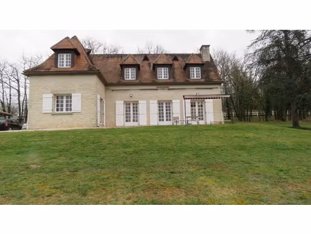 maison d'architecte - construite en 1974 (rénovée) - sur un