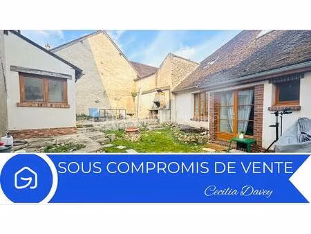 maison de village de 110 m² à dixmont