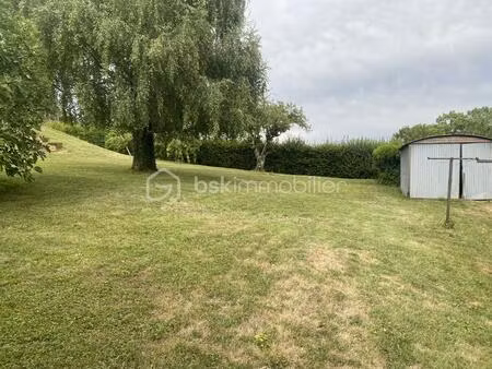 terrain de 832 m² à villieu-loyes-mollon