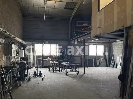location local d'activités domène 300 m²