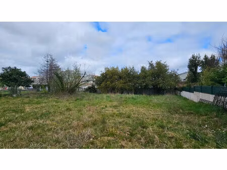 33530 bassens - terrain à bâtir - environ 600 m² - calme & proximité centre