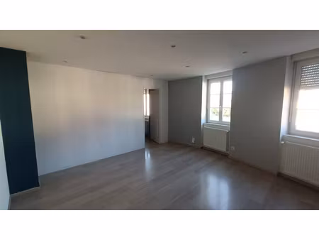 immeuble centre saint marcel a vendre