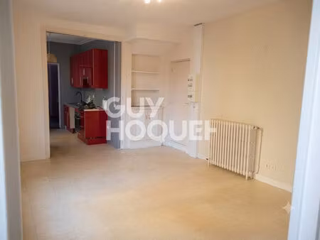 spécial investisseur : appartement 2 pièces déjà loué à ivry-la-bataille