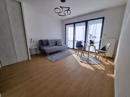 location meublée appartement 2 pièces 40.35 m² à le port-marly (78560)  1 195 €