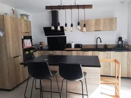 maison familiale récente - la bastidonne