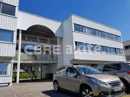 location bureau cran gevrier 58 m²
