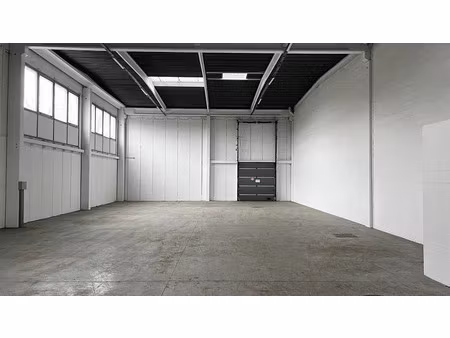 location local d'activités valenton 1 212 m²