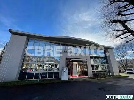 location bureau gieres 229 m²