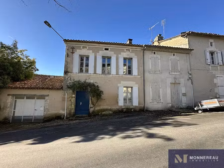 vente maison 4 pièces 123 m² à berneuil (16480)  181 900 €
