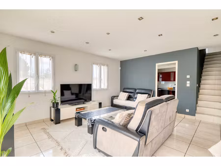 maison récente bonnefamille