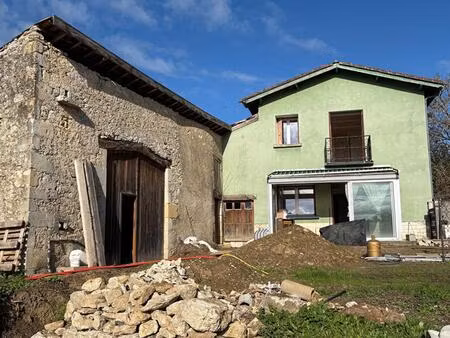 maison à doulezon  proche gensac 152 m2  4 chambres  dépendance et jardin