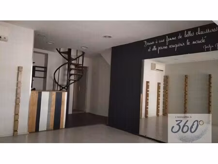location local commercial 3 pièces