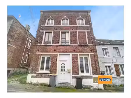 immeuble de rapport à vendre à 38 erquelinnes (vbc53993)