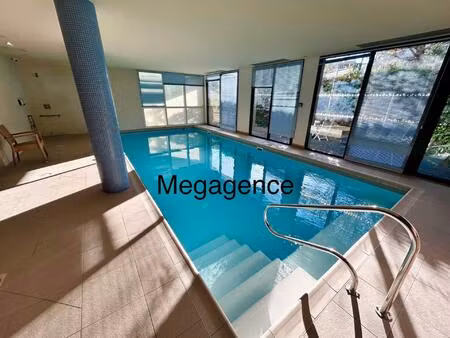 à vendre : appartement t3 de 62 m² dans une résidence senior haut de gamme à fréjus