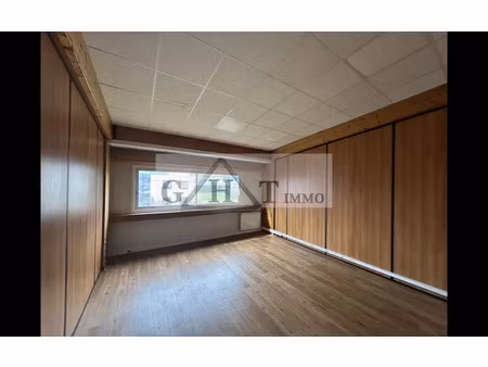 bureaux 226 m2 a louer linas