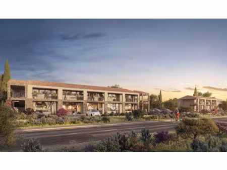 vente commerce 1 pièce 44 m² solaro (20240)