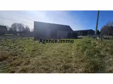 terrain avec dépendance