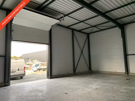 location commerce 838 m² à joué-lès-tours (37300)