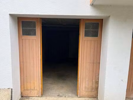 vente garage et parking à saint-brieuc (22000) : à vendre / 12m² saint-brieuc