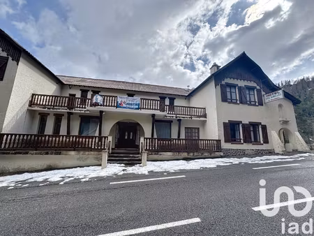 vente immeuble 1 963 m²