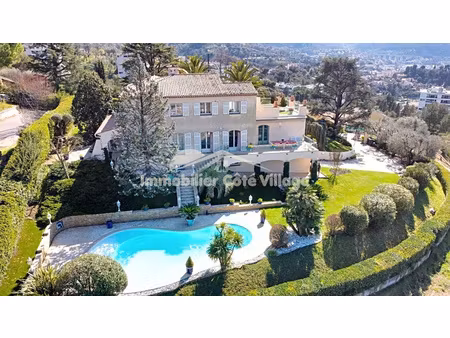 peripherie de nice prestigieuse propriété 476m2 de surface