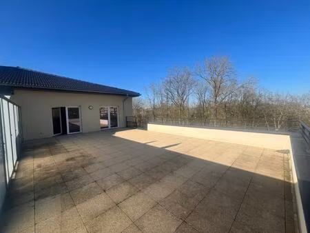 location appartement 4 pièces 100 m² à villers-lès-nancy (54600)