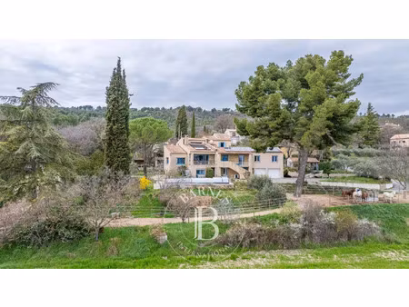 vente maison 15 pièces 308 m² manosque (04100)