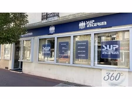 a louer quartier gare local 61 m²