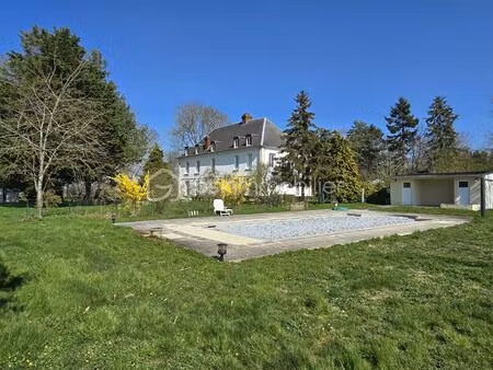 chateau de 375 m² à froissy
