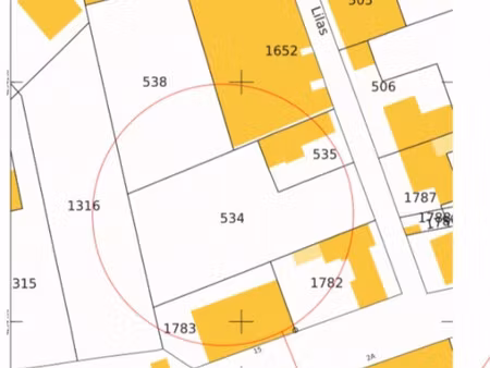 terrain avec pc purgé 8 logements