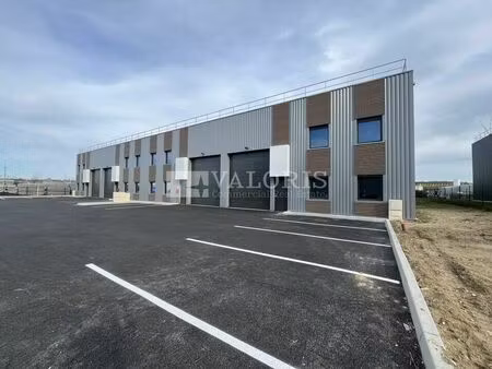 location commerce 327 m² à villefranche-sur-saône (69400)