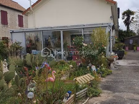 maison de village de 120 m² à saint-saviol