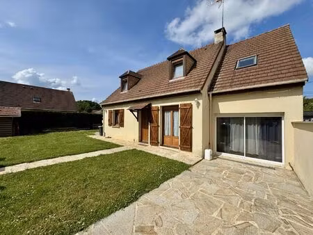 vente maison 7 pièces 135 m2 à puiseux-le-hauberger