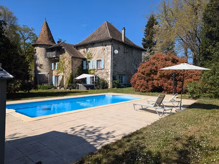 demeure de prestige - classée monument historique - 230m2 - aoste