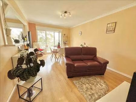 vente appartement 3 pièces à carhaix-plouguer (29270) : à vendre 3 pièces / 64m² carhaix-p