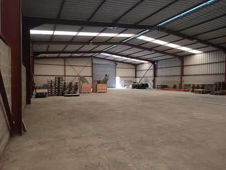 entrepôt / local industriel blaise sous arzillieres 586 m2