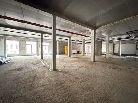 commercieel te huur in sint-jans-molenbeek