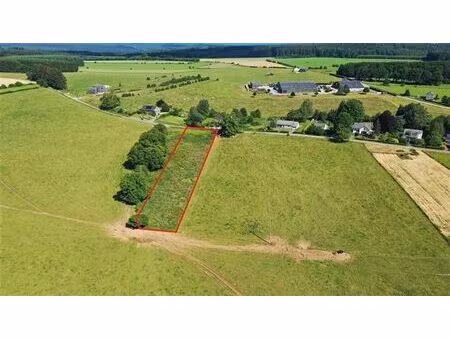 superbe terrain de +/- 30 ares avec vue dégagée dans une rue