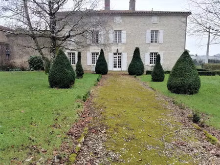 vente maison 8 pièces 180 m² doix-lès-fontaines (85200)