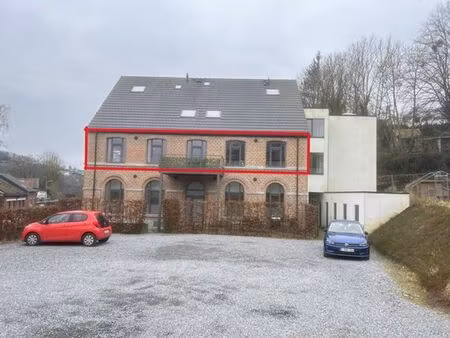 superbe apt 2ch au 1er avec terrasse   parking et cave