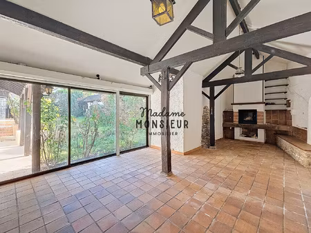 corps de ferme 260m2 à rénover