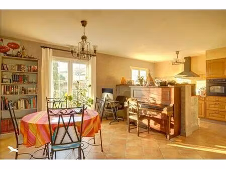 vente maison 4 pièces 131 m² saint-sulpice-la-pointe (81370)
