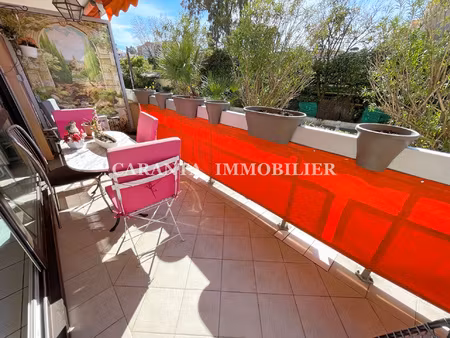 vente appartement 3 pièces ste maxime proche centre avec par