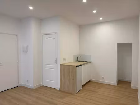 vente bureau 22 m² tours (37100)