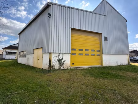 location locaux professionnels 2775 m² à montluçon (03100)  7 458 €