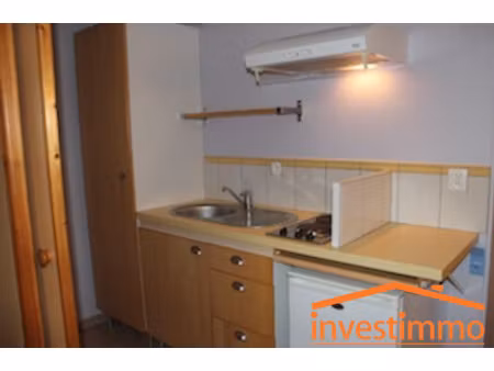 location appartement 2 pièces 28 m² à montreuil-sur-mer (62170)