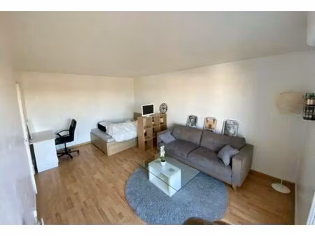 secteur la hotoie -studio meublé avec parking