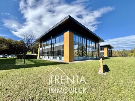 étage de bureaux - à louer - voiron