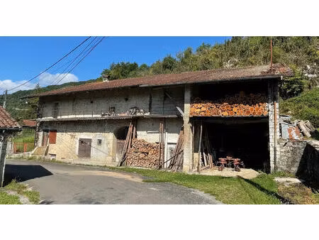 vente maison 7 pièces 300 m² thoirette-coisia (39240)