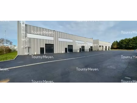 local d'activites a vendre